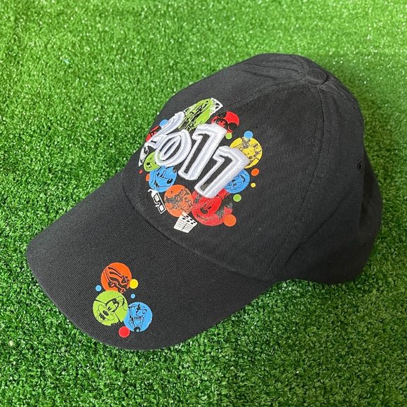 Disneyland Resort 2011  Walt Disney Black Adjustable Baseball Hat Cap OS - Picture 1 of 8